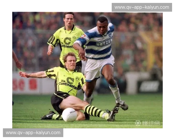 多特资讯：有温度的深度媒体